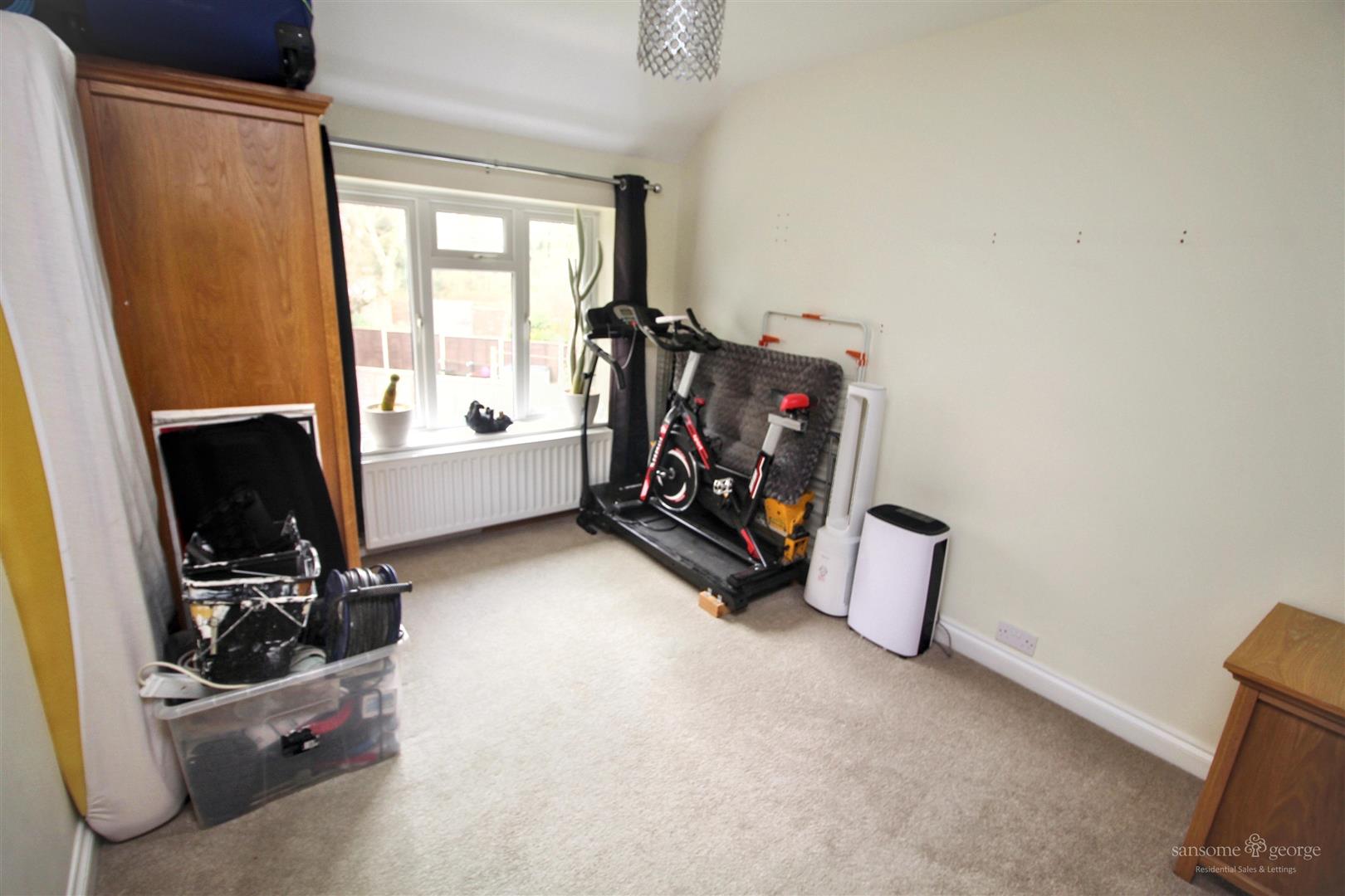 Portland Gardens, Tilehurst, Reading